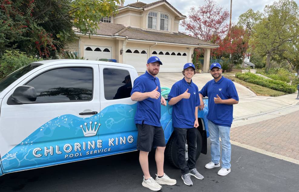 Pool Cleaning Services California